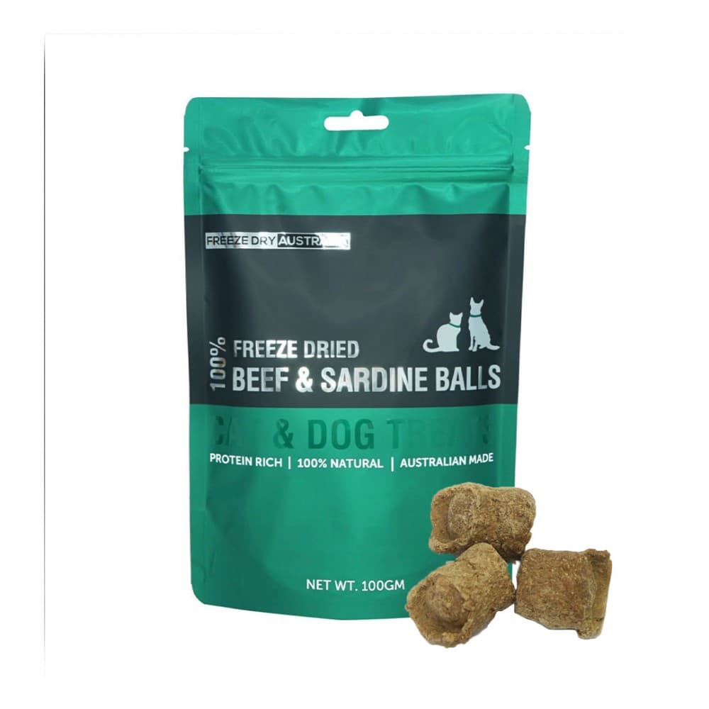 Freeze Dry Australia 100g Beef & Sardine Balls Freeze Dried Dog & Cat Treats image 1